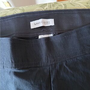 6. Marie Claire stretch pull-on Navy Pants size 15